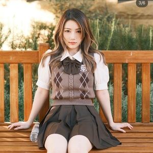 Japanese JK set shirt, vest, skirt and tie 🎀